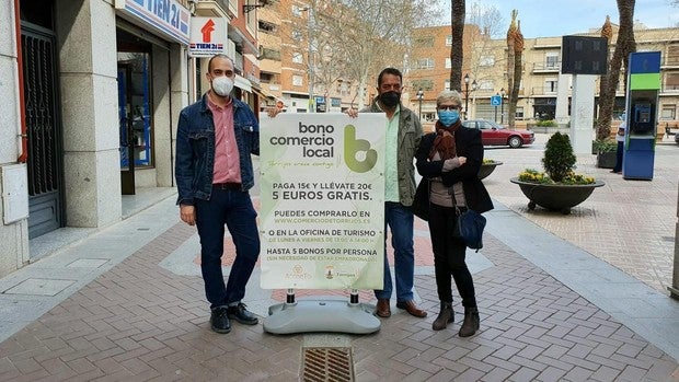 El bono para potenciar el comercio local de Torrijos abre mercado: ya está al alcance de los foráneos