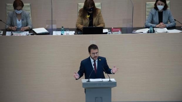 Junts desprecia a Aragonès y exige rehabilitar a Puigdemont