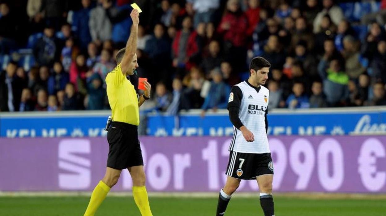 Gonçalo Guedes, durante un partido