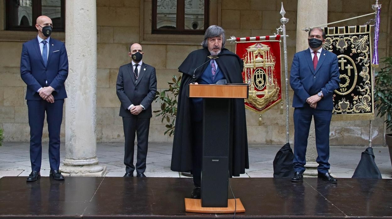 Pregón de las Siete Palabras en el Palacio de los Guzmanes de León