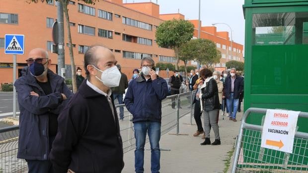 La cuarta ola coge fuerza en Castilla y León con nuevo récord de casos y la incidencia al alza