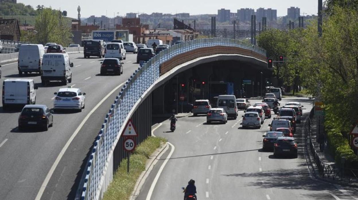 El puente de Vallecas, uno de los últimos 'scalextric' que será demolido a partir de 2023