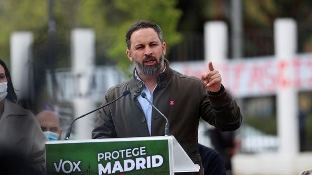 Advertencia de Abascal en Vicálvaro a los «lamebotas» de Iglesias: «Vamos a pisar cada metro de Madrid»