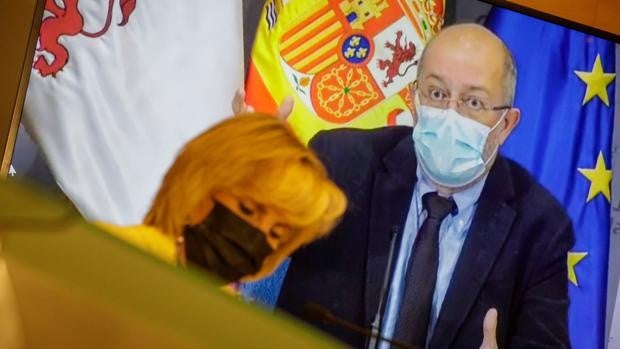 La Junta no se arrepiente y lamenta que el Gobierno no suspendiera la vacunación con AstraZeneca