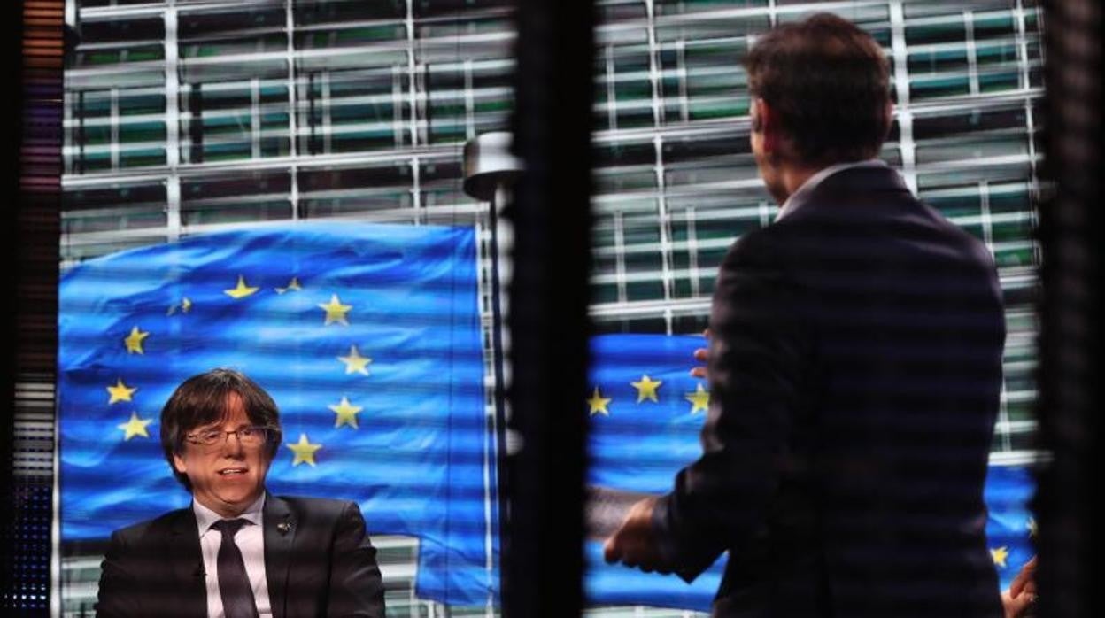 Puigdemont, durante una rueda de prensa en Bruselas