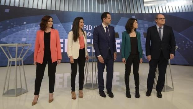 Telemadrid anuncia un debate electoral, tras rechazar Ayuso acudir al ente público