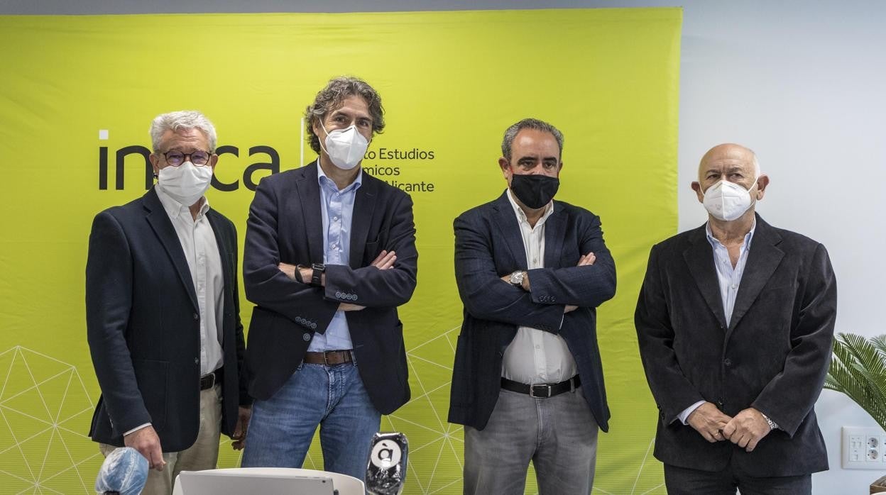 Imagen tomada este martes de la rueda de prensa de Ineca