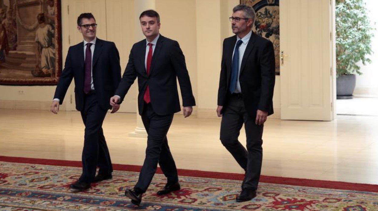 Bolaños, Redondo y Oliver, en la toma de posesión en La Moncloa