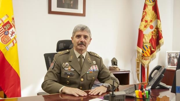 Condenado un exmilitar por proferir injurias graves en redes al general Miguel Alcañiz, ex jefe de la UME