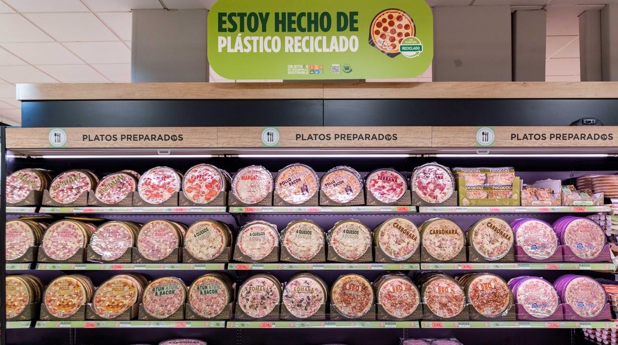 Mercadona incorpora el plástico reciclado en el envase de sus pizzas refrigeradas