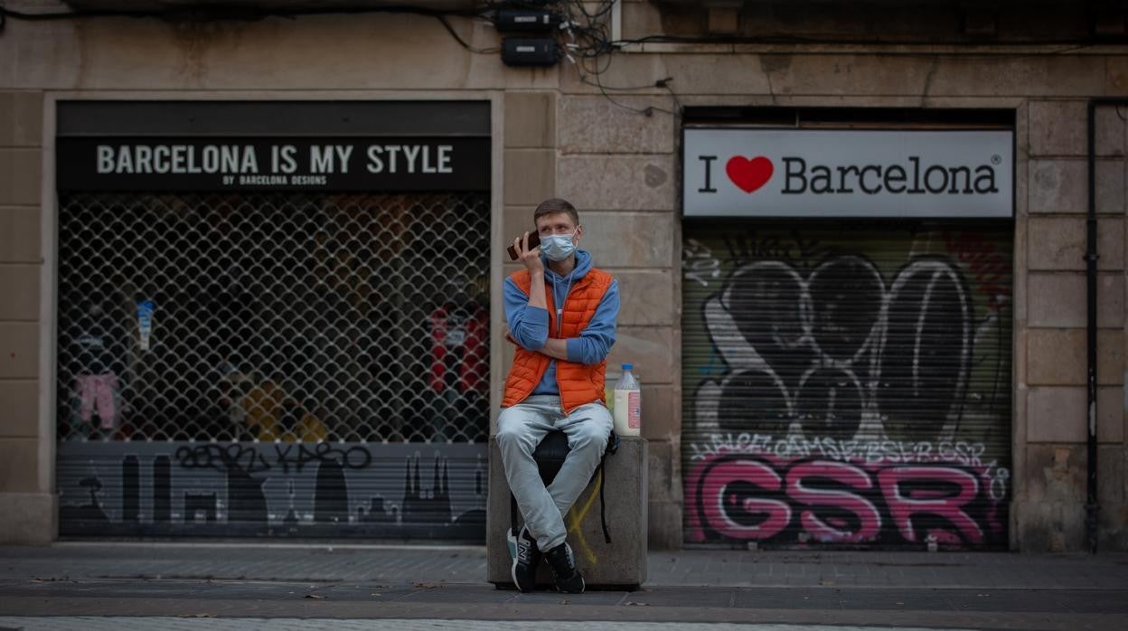 Locales comerciales de Barcelona cerrados por la pandemia