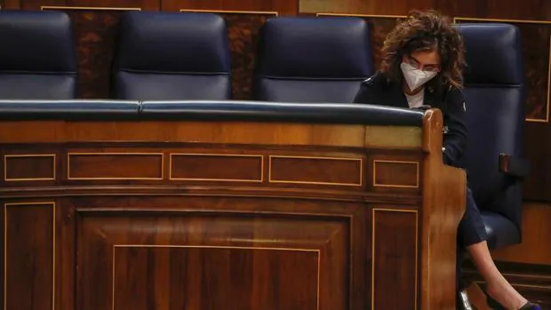 Las medias verdades en sede parlamentaria de la ministra Montero sobre los impuestos en Galicia