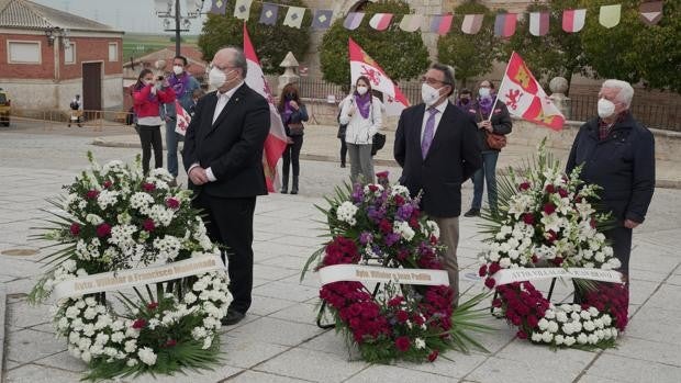 Ofrenda floral con aforo reducido en recuerdo de los comuneros