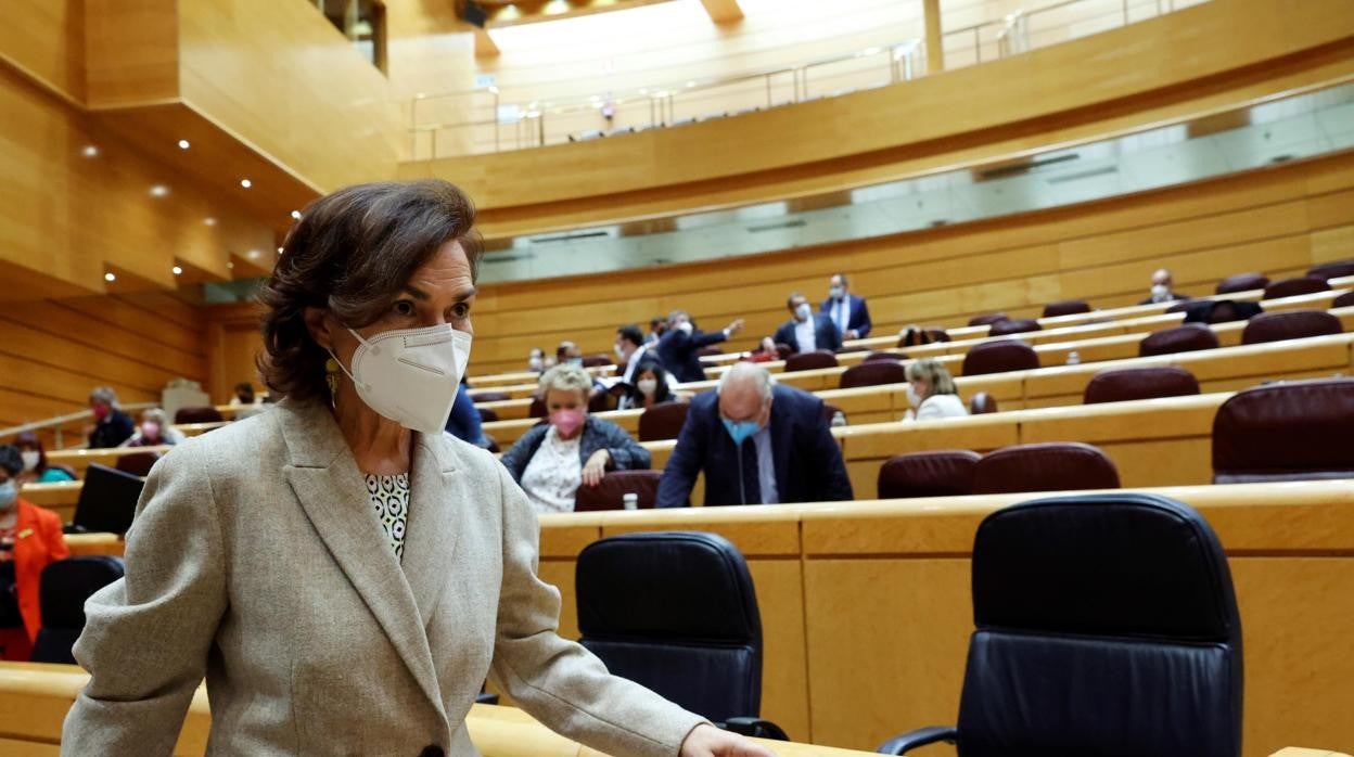 Carmen Calvo en el Pleno del Senado