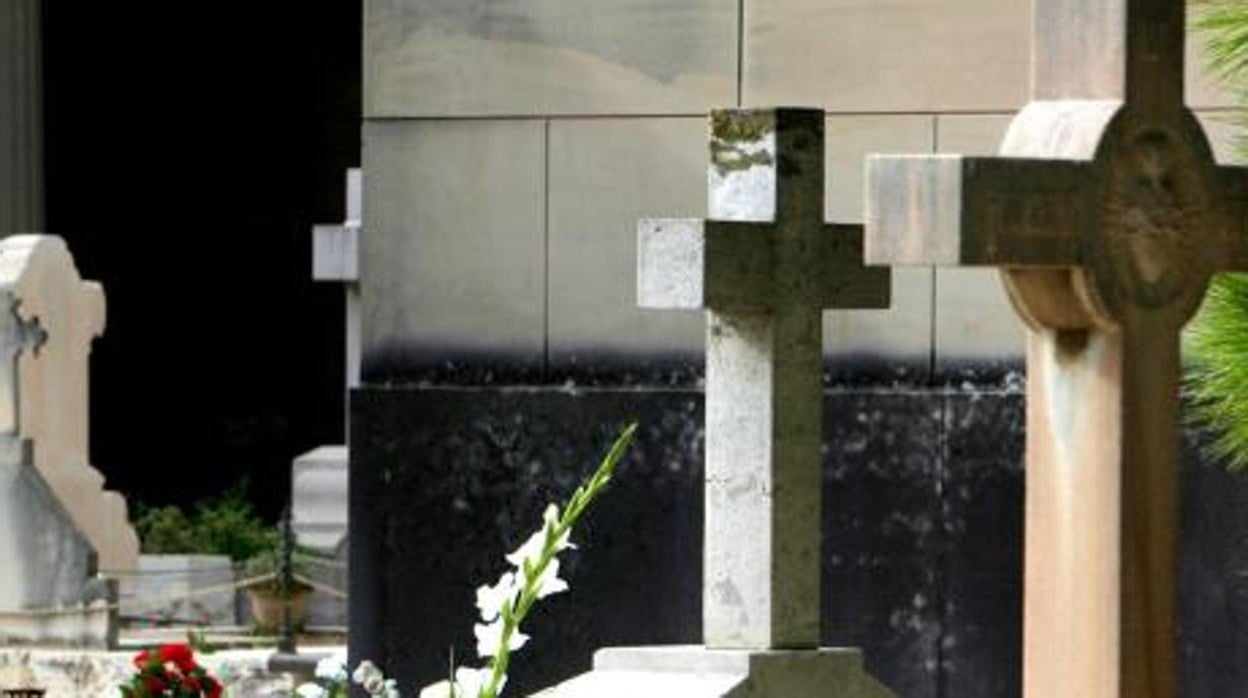 Imagen de archivo tomada en el cementerio general de Valencia