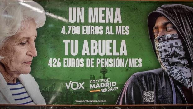 La jueza archiva la denuncia contra Vox por el cartel de los menas