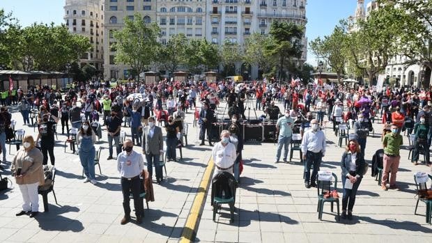 Sindicatos reivindican en el 1 de Mayo en Valencia el trabajo de colectivos esenciales y denuncian su precariedad