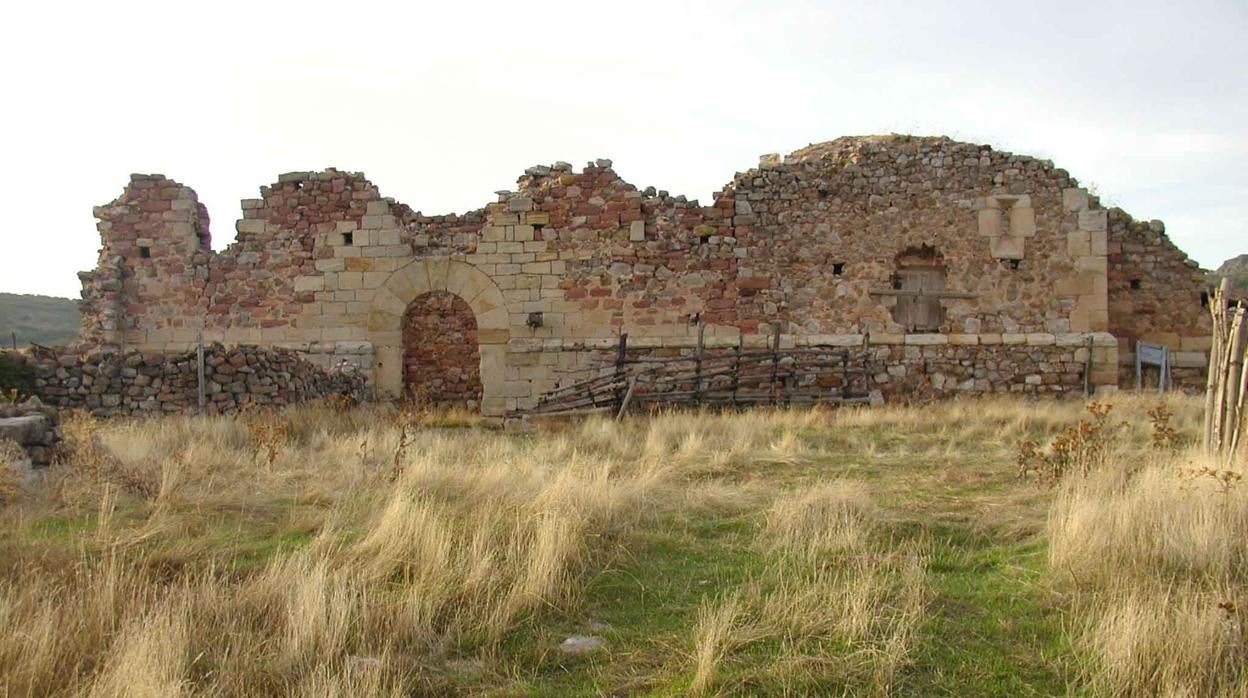 Ermita de la Virgen de la Carrasca, del siglo XIII, en el municipio de Rillo de Gallo (Guadalajara)