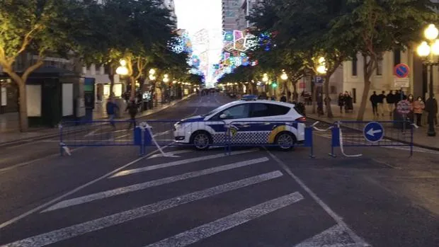 Alicante peatonaliza los domingos la Rambla y la plaza del Ayuntamiento y prevé ampliar a todo el centro