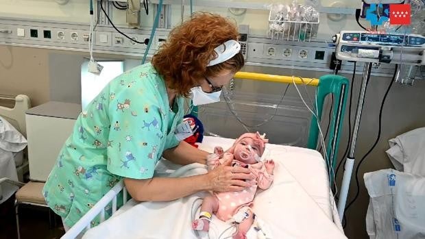 Naiara, la primera bebé del mundo en recibir un trasplante de corazón en asistolia y de un grupo sanguíneo incompatible