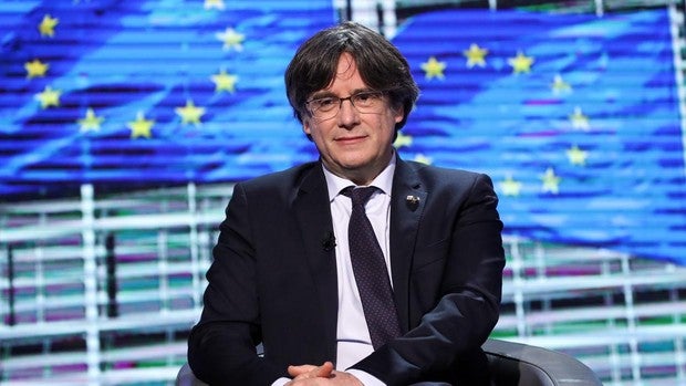 Puigdemont supervisará el pacto aunque no interfirió en él