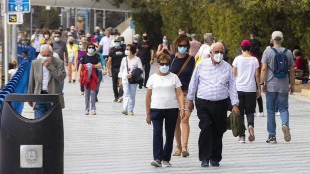 Ximo Puig: «Soy partidario de que la mascarilla no sea obligatoria en espacios abiertos»