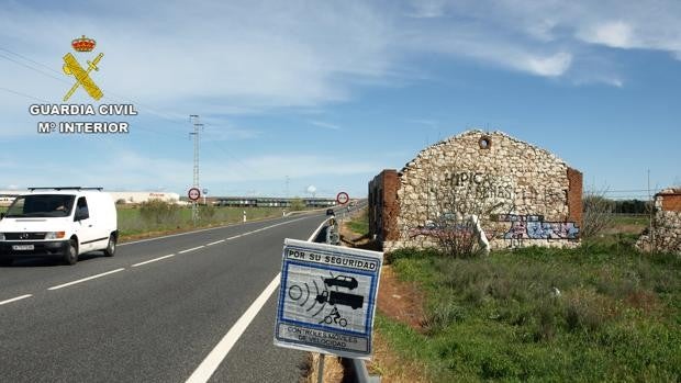 Investigado por circular a más del doble de la velocidad permitida en una vía secundaria