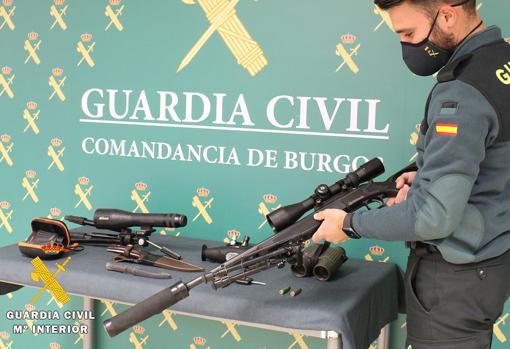 Detenidos en Burgos dos furtivos e investigada una tercera persona por tenencia ilícita de armas