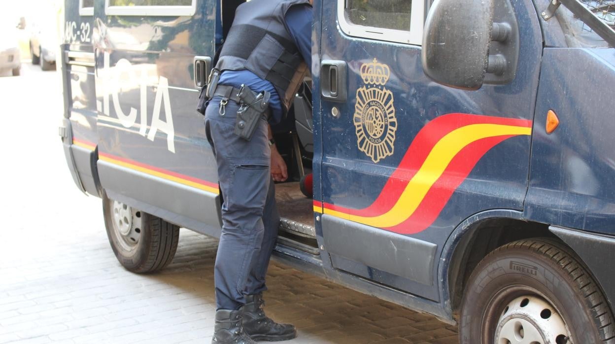 Un policía que practicaba deporte detiene a un hombre que acababa de hurtar un bolso en Valencia