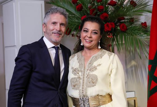 Grande-Marlaska junto con la embajadora marroquí en España