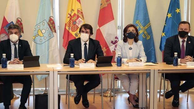 El noroeste español acudirá al Supremo si no se retira la protección especial del lobo