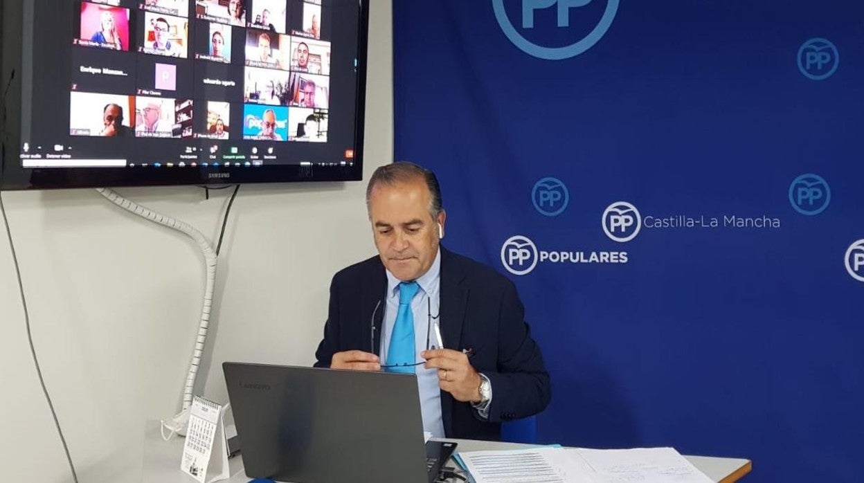 Gregorio durante la junta directiva celebrada este jueves de forma telemática