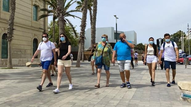 Los contagios de coronavirus vuelven a subir en Valencia en vísperas de la relajación de las restricciones