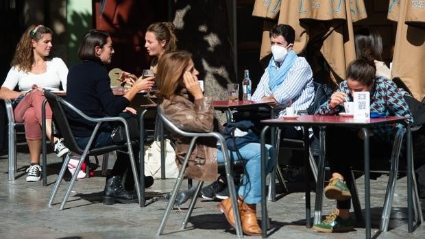 Cataluña amplía el horario de la restauración hasta la madrugada