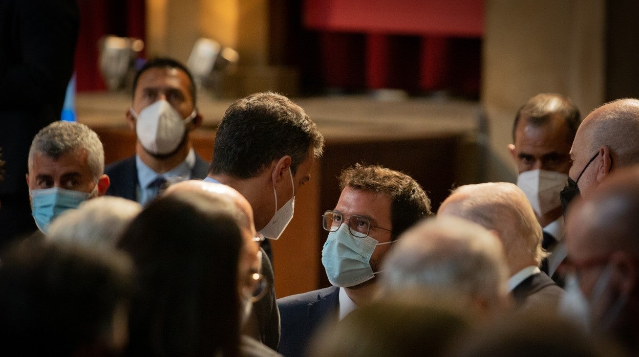 Pedro Sánchez junto a Pere Aragonès el pasado lunes