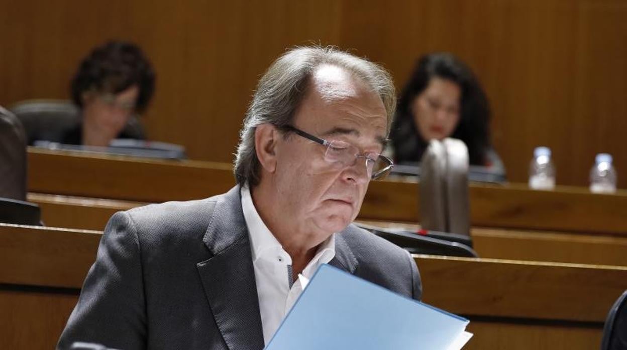 Carlos Pérez Anadón (PSOE), consejero de Hacienda del Gobierno socialcomunista de Lambán