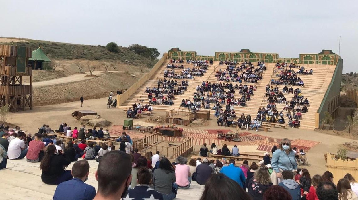 Espectáculo de cetrería en el parque temático