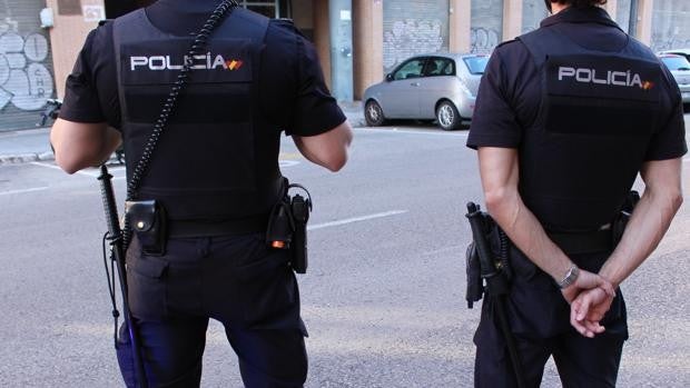 Detienen a un hombre por agredir y retener a su hija para obligarla a contraer un matrimonio concertado en Valencia