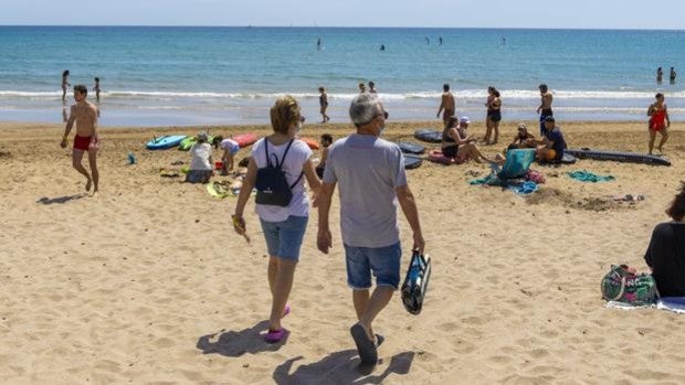 Limitaciones a los bares y discotecas, uso de mascarilla en las playas y restricciones del coronavirus en Valencia