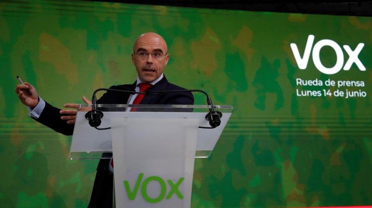 El portavoz de Vox, Jorge Buxadé