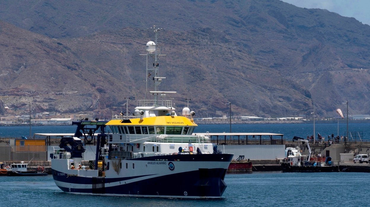 Buque ´Ángeles Alvariño' en Tenerife