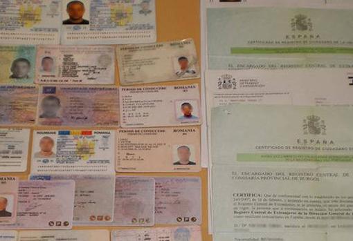 Algunos documentos intervenidos