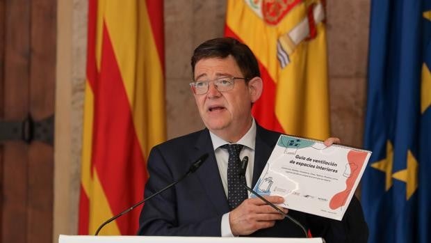 Ximo Puig contradice al Gobierno y recomienda oficialmente usar la mascarilla por la calle