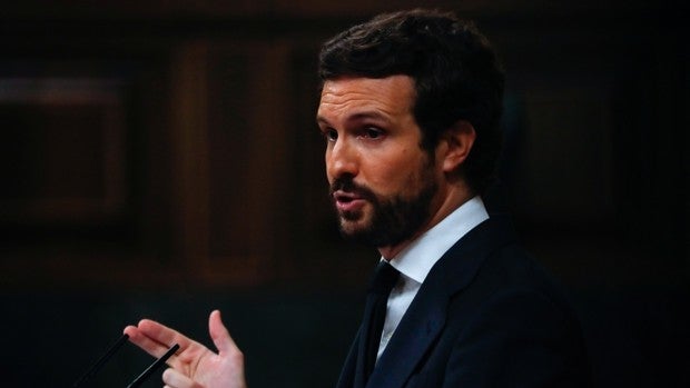 Pablo Casado carga contra la «propaganda» de Pedro Sánchez y rechaza recortes en las pensiones