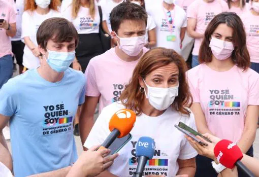 Orgullo 2021 en Madrid: sin carrozas, rostros largos y sin presencia de la derecha