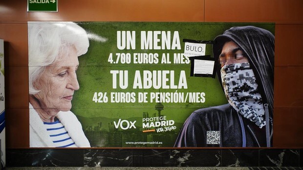 La Audiencia Provincial avala el cartel de Vox contra los menores migrantes: «Representan un problema social»