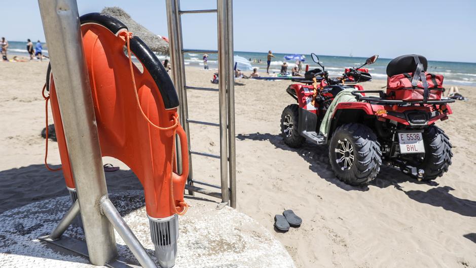 El salvamento por control remoto llega a las playas de Valencia