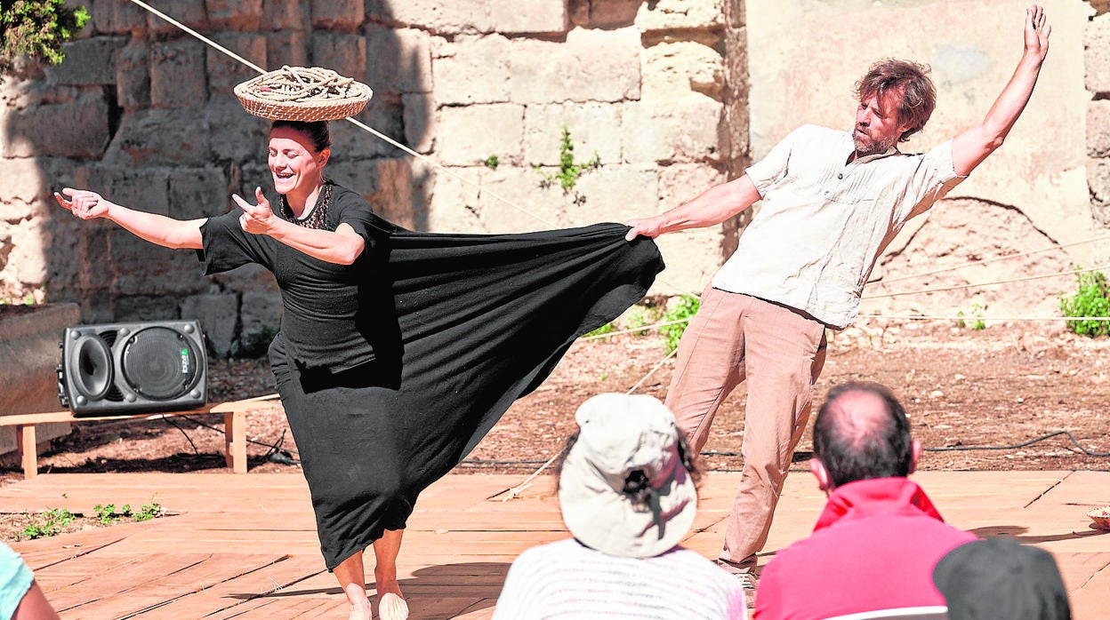 Representación de 'Esfera', de Circo EIA, premio al Mejor Espectáculo en el TAC