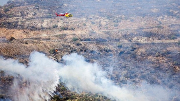 Estabilizado el incendio de la Costa Brava