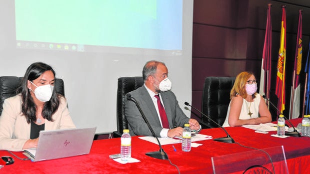 Garde hace su primer balance como rector de la Universidad de Castilla-La Mancha (UCLM)